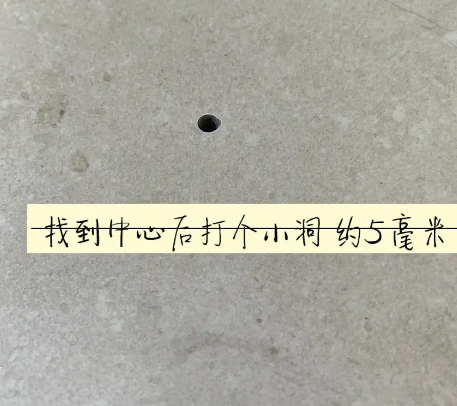 莒县瓷砖空鼓维修公司专业解答在瓷砖铺贴过程中，如果砂料搅拌不均匀，将会带来以下问题